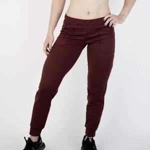 NWT Fleo Harley Joggers in Rosewood
